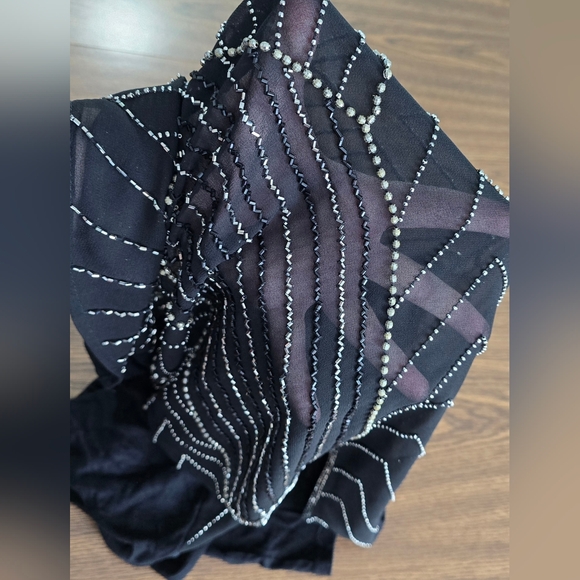 BKE Boutique Black Beaded 3/4 Sleeve Semi Sheer Blouse Womens Medium - Picture 7 of 7